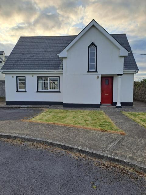 5 The Cloisters, Kilkee, Clare