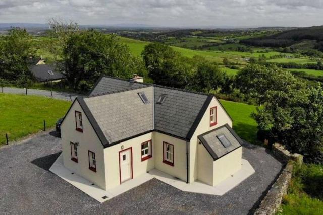 Coher Cottage Cahermacateer ,Kilnaboy, Corofin