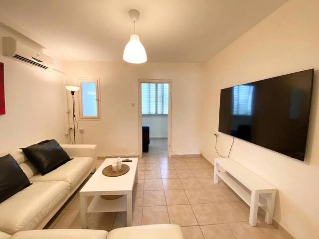 Sea cozy apartment in Kiryat Yam