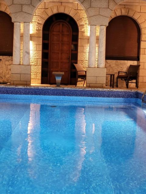 Acre luxury castel