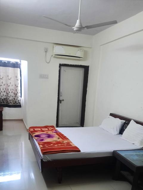 HOTEL RAJTILAK GUEST HOUSE