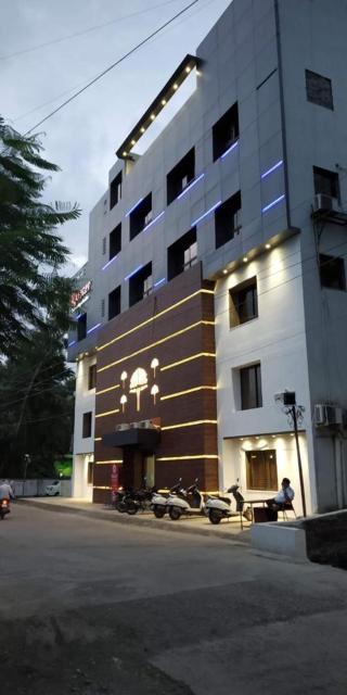 Hotel Ranjeet Akola