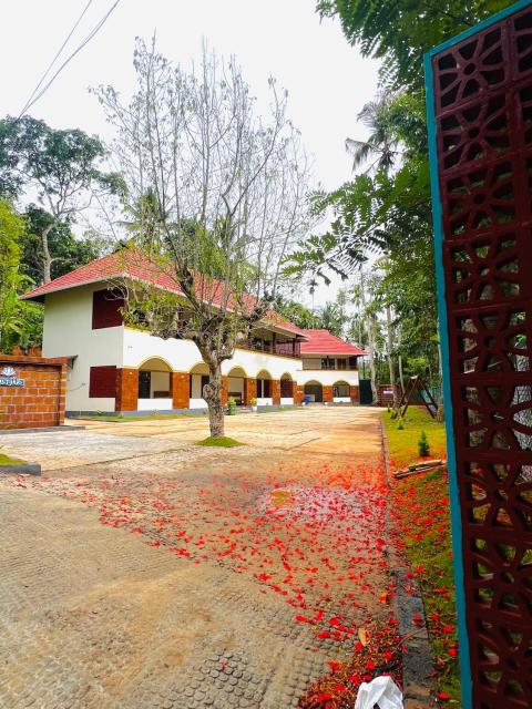 Swastha Royal Villas Wayanad