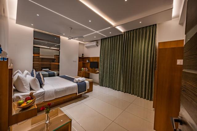 S R Premium Suites