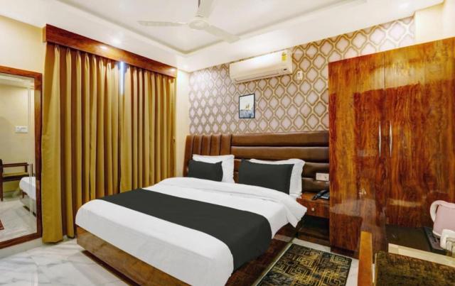 Hotel Golden Gate by Gujarat Luxe Hotels