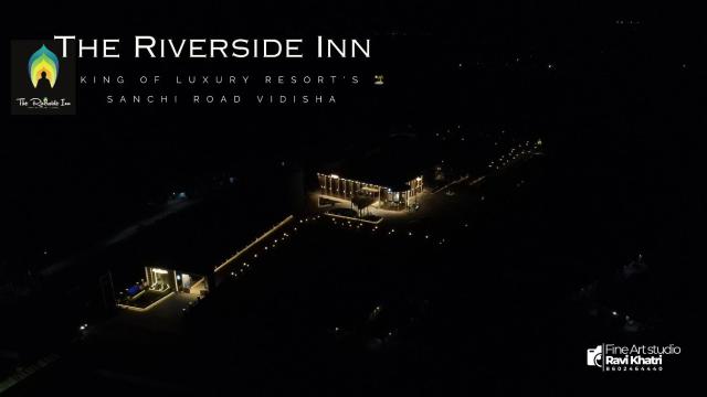 The Riverside Inn