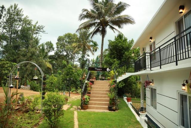 Pepper Tree Munnar