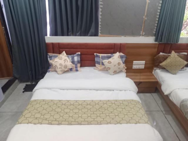 hotel red blue naroda ahmedabad