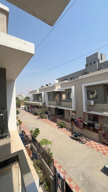 Dazzling 3BHK