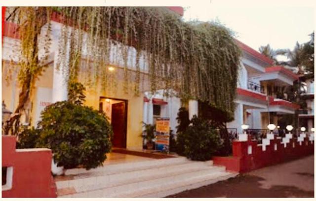 5 Rooms Resort Near Calangute beach North Goa