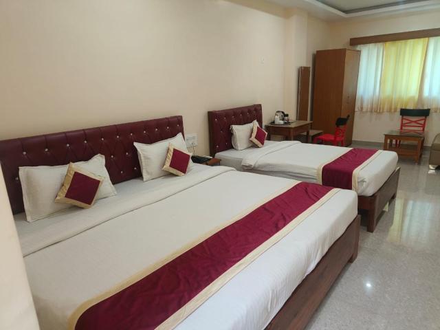 Hotel Rekha International