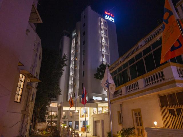 Alba Premier, Vadodara