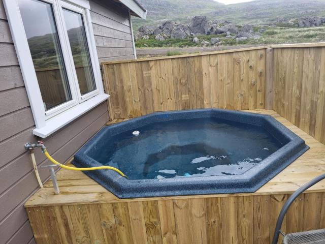 Hvammur 6 with private hot tub