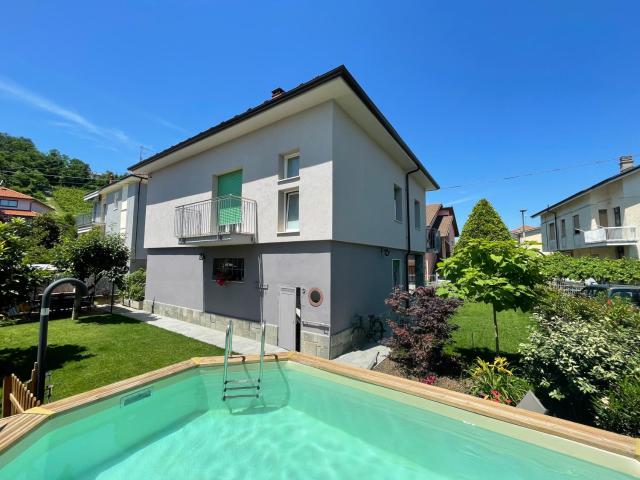 Casa Piero, relax e piscina privata tra le colline delle Langhe