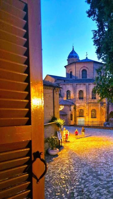 DOMUS GALLA PLACIDIA - superlative view - 50 meters from UNESCO heritage sites - San Vitale - Galla Placidia