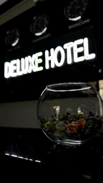 DELUXE hotel