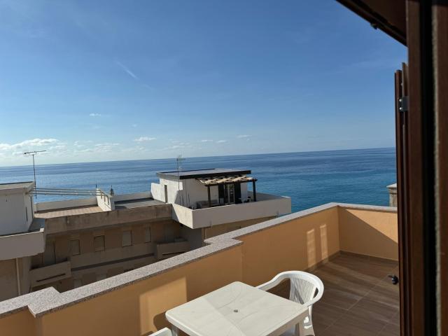 Topazio Rooms & Apartment Tropea