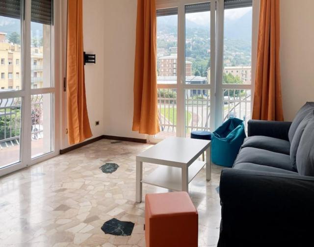 Spacious Apartment with Panoramic Views in Lecco