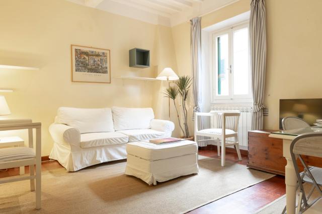 Sweet San Frediano Apartment