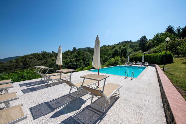 205 - Appartamento Ciliegio, Giardino e Piscina - Residence Cherry House