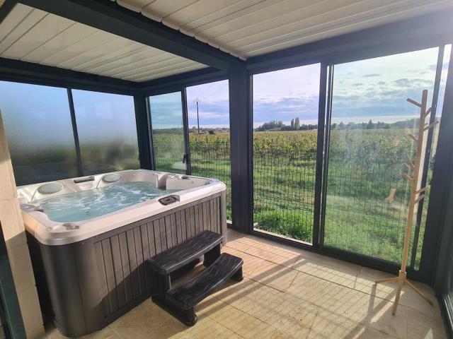 Gîte au coeur des vignes, jacuzzi et sauna privés