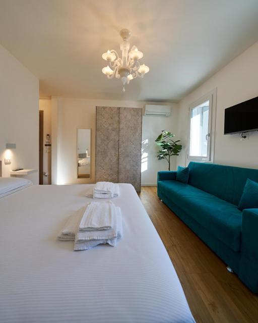 Business e Tourism Superior Rooms con bagno privato MASCHERETTA Venezia Dolo