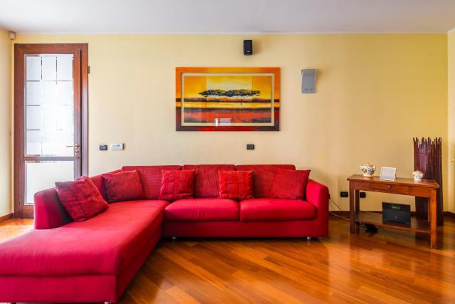 Superior Apartment with Jacuzzi, Wi-Fi & Garden Sassuolo - Maranello