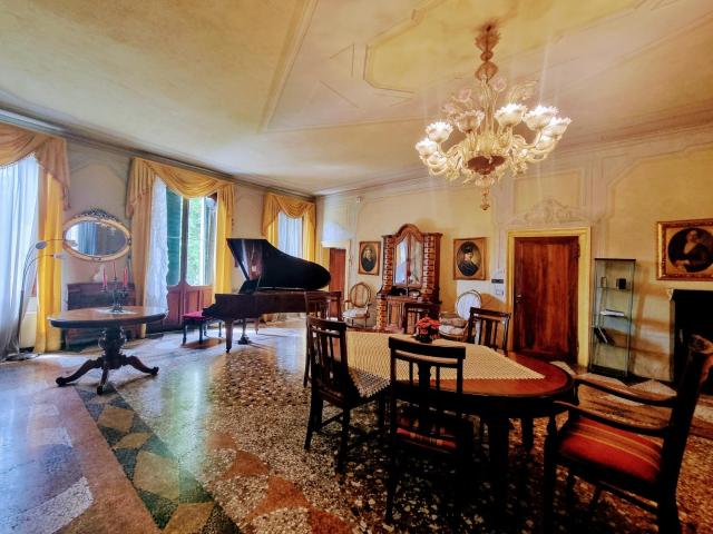 Villa Nani Mocenigo