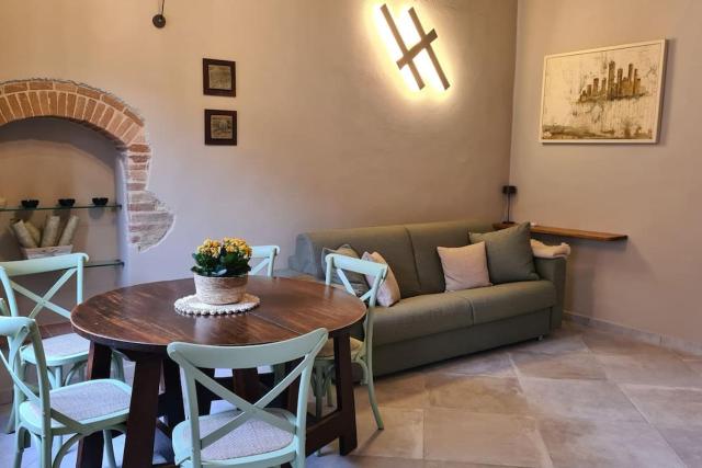 CoZy House San Gimignano in the heart of Tuscany