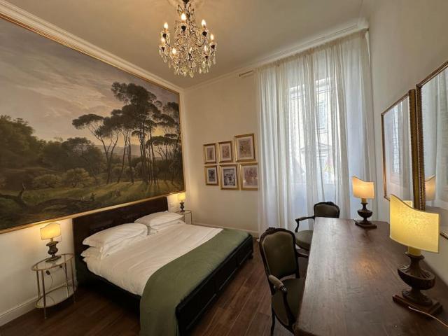 Santa Caterina Palace Apartment in Florence-3 Bedroom