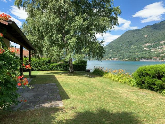 Traumhaftes Ferienhaus direkt am Ufer des Comer Sees