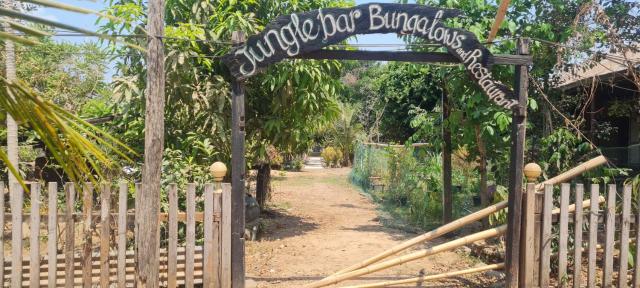 Jungle Bangalow Don Det