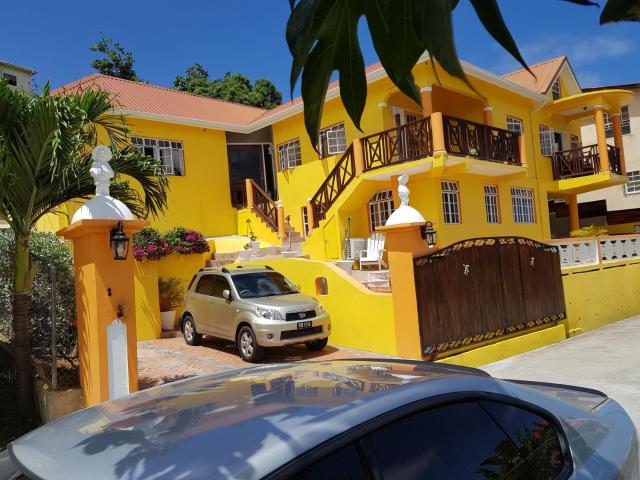 Casa De Amor Suites and Tours