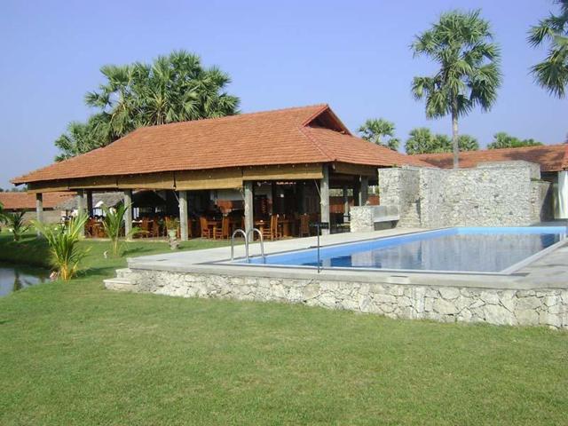 Thompukandam Village Resort