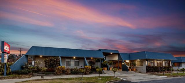 Amaroo Motel Tumuts Best Accommodation