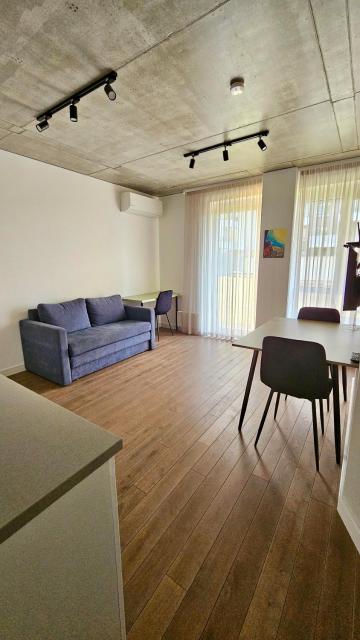 Zhouse apartamentai netoli PC Akropolis