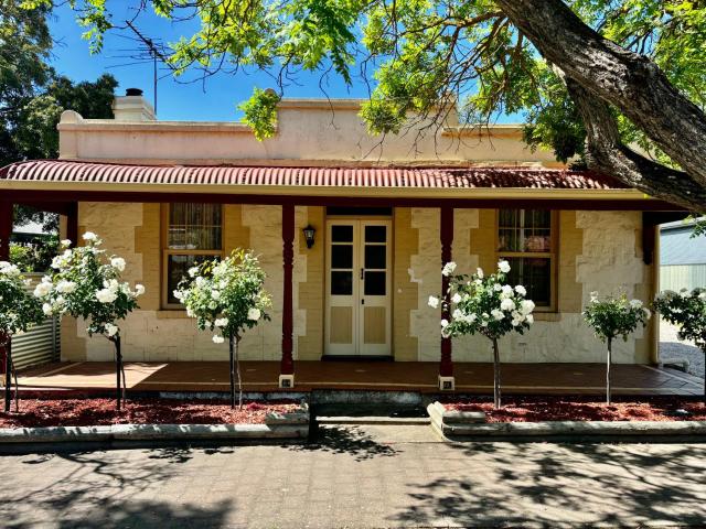 Telegraph Cottage