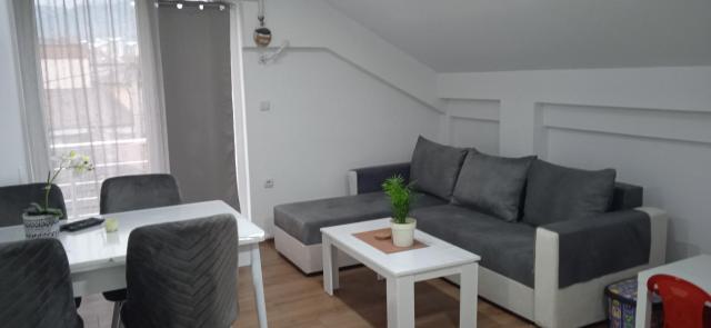 Apartment-sweet home in town center