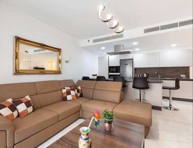 modern 3 bedroom apartment in Swieqi,Malta