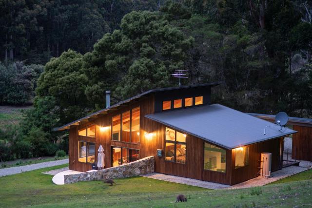 Adventure Bay Retreat Bruny Island