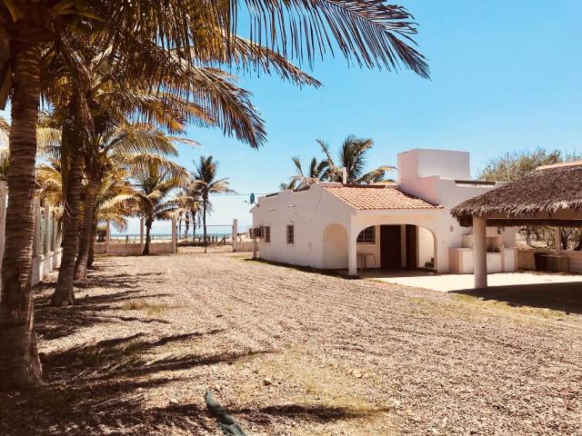 Casa Playa Las Glorias. Vista al mar