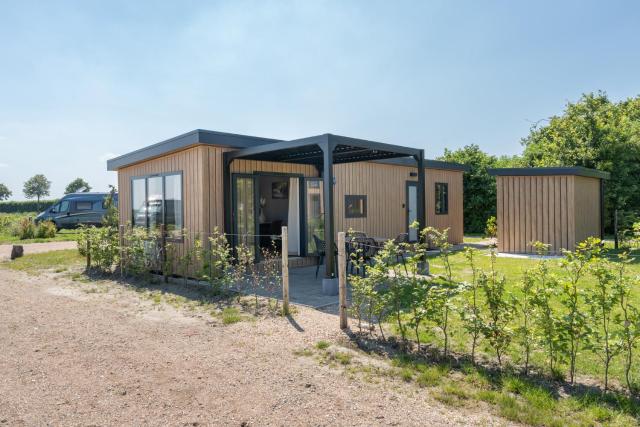 Luxe 4 pers chalet op minicamping in waarde