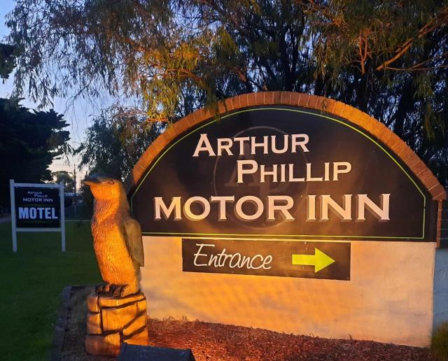 Arthur Phillip Motor Inn