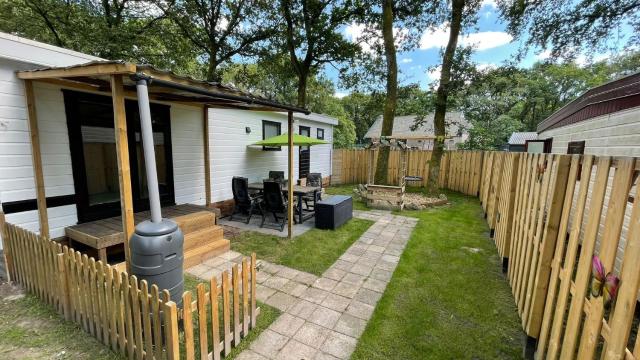 Chalet Kokomo - Gelegen In bosrijkgebied van Drenthe