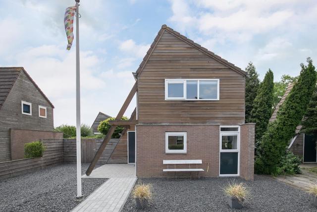 Beautiful holiday home Friesland