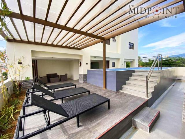 The MIDPOINT Residences 2 bedroom for couple or family condo near Ayala Center Cebu and SM City Cebu