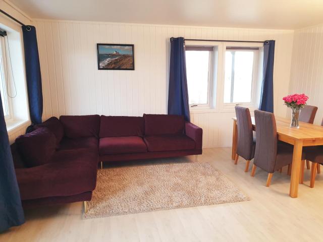 Spacious 2 Bedroom Apartment in Arendal.