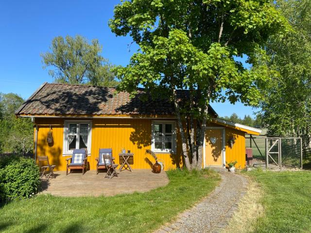 Farm stay in cozy cabin at Vestre Kinn