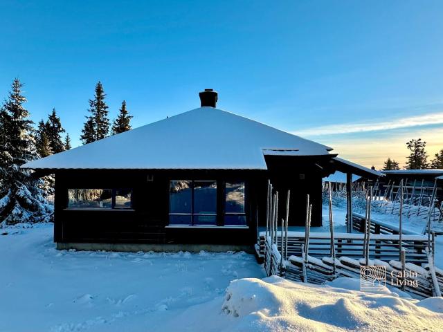 Cozy sports cabin for active holidays