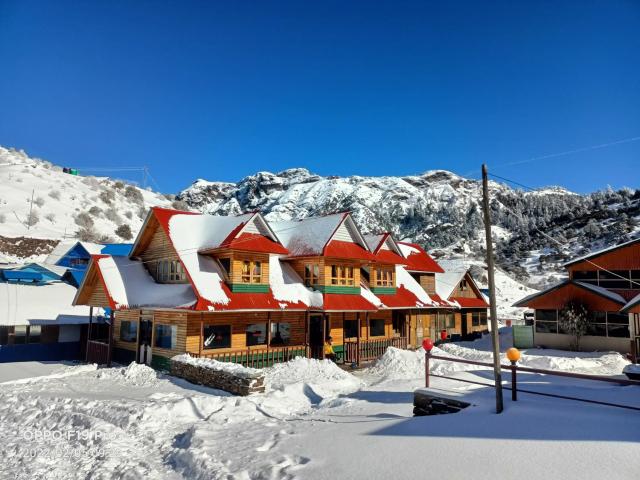 Dolakha kalinchowk Resort kuri village